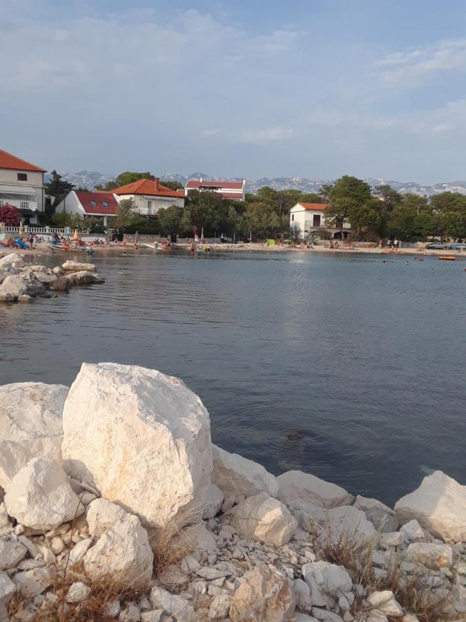 New Kosljun Apartment Short Walk To Beach Kültér fotó
